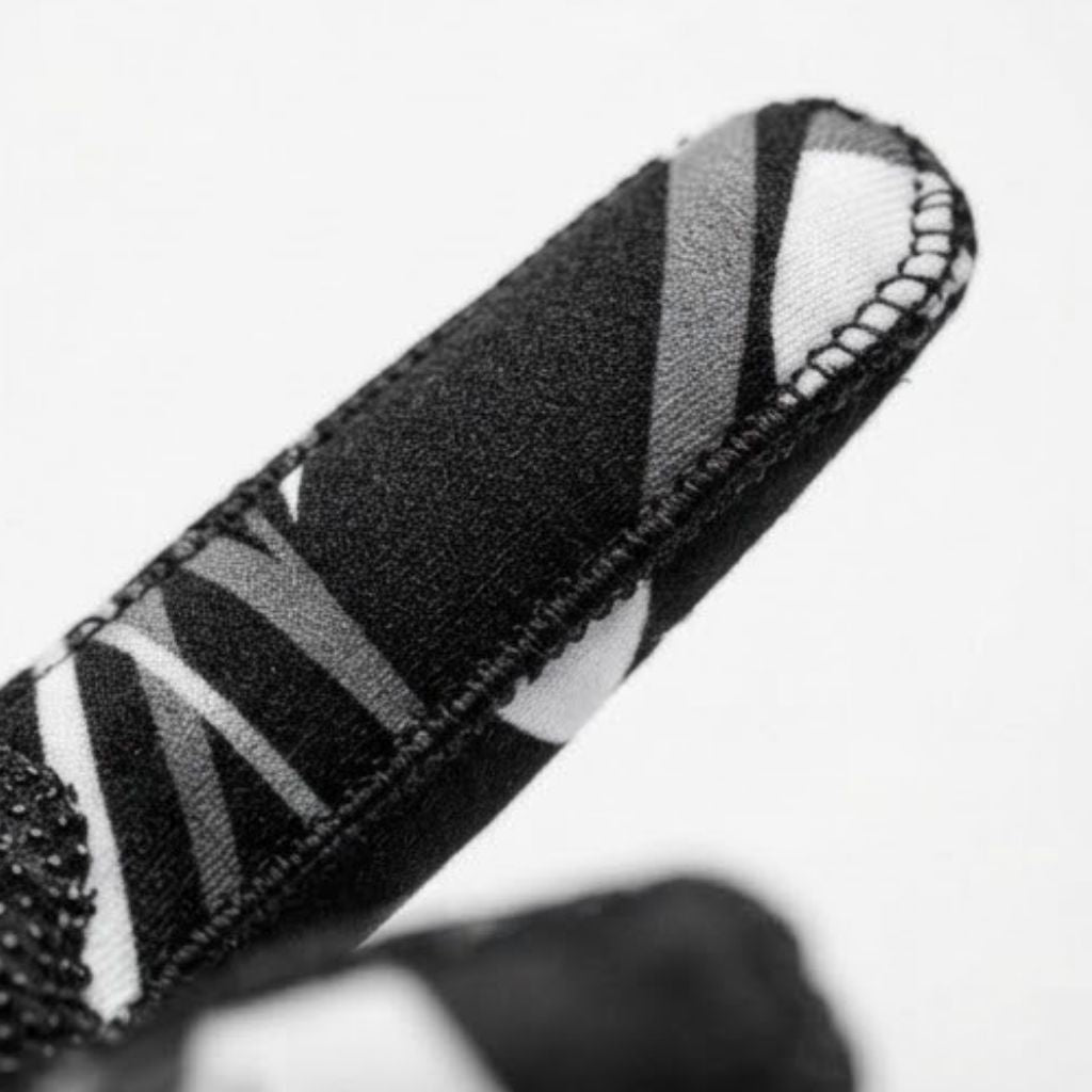 Custom black and white Racing Gloves - Professional Karting Gear